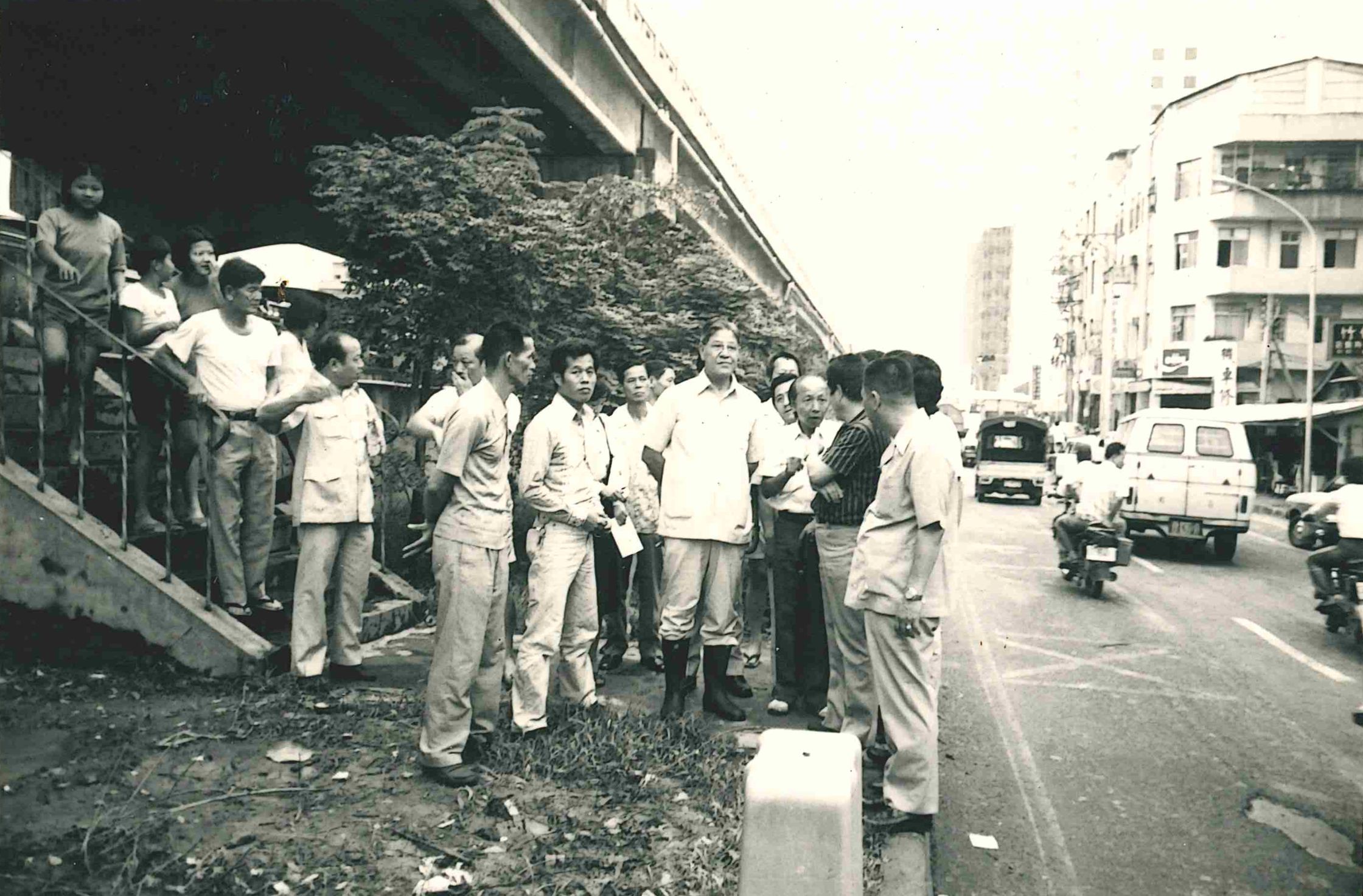 李登輝市長視察市場