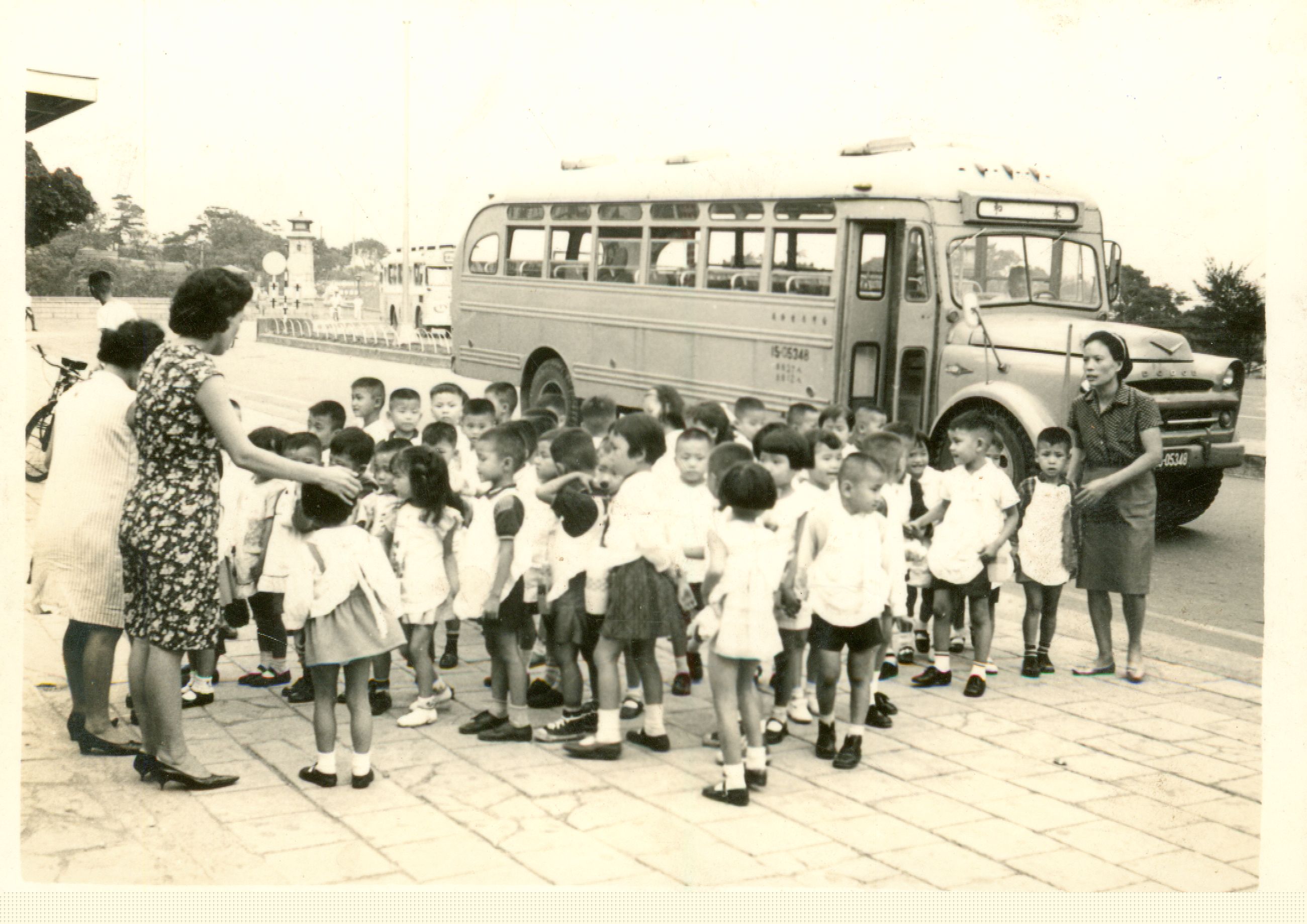 坐公車來台北動物園